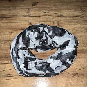 camo infinity scarf